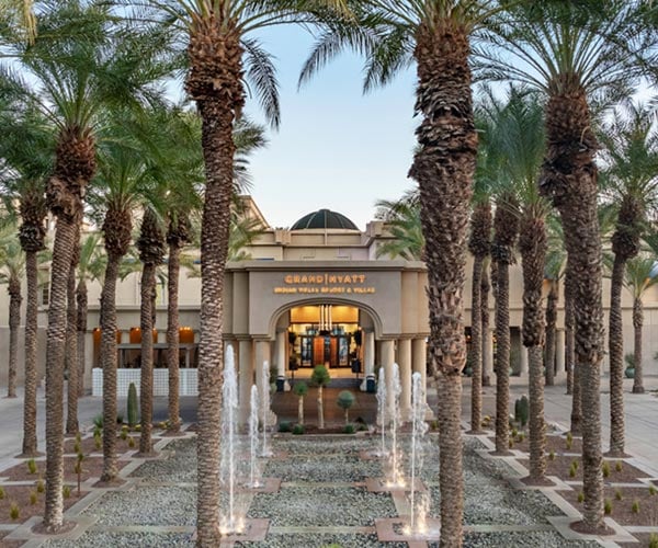 Grand Hyatt Resort Entrance